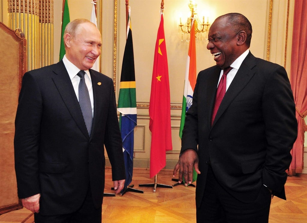 President Cyril Ramaphosa and Russian President Vladimir Putin meeting on the sidelines of a G20 summit. 