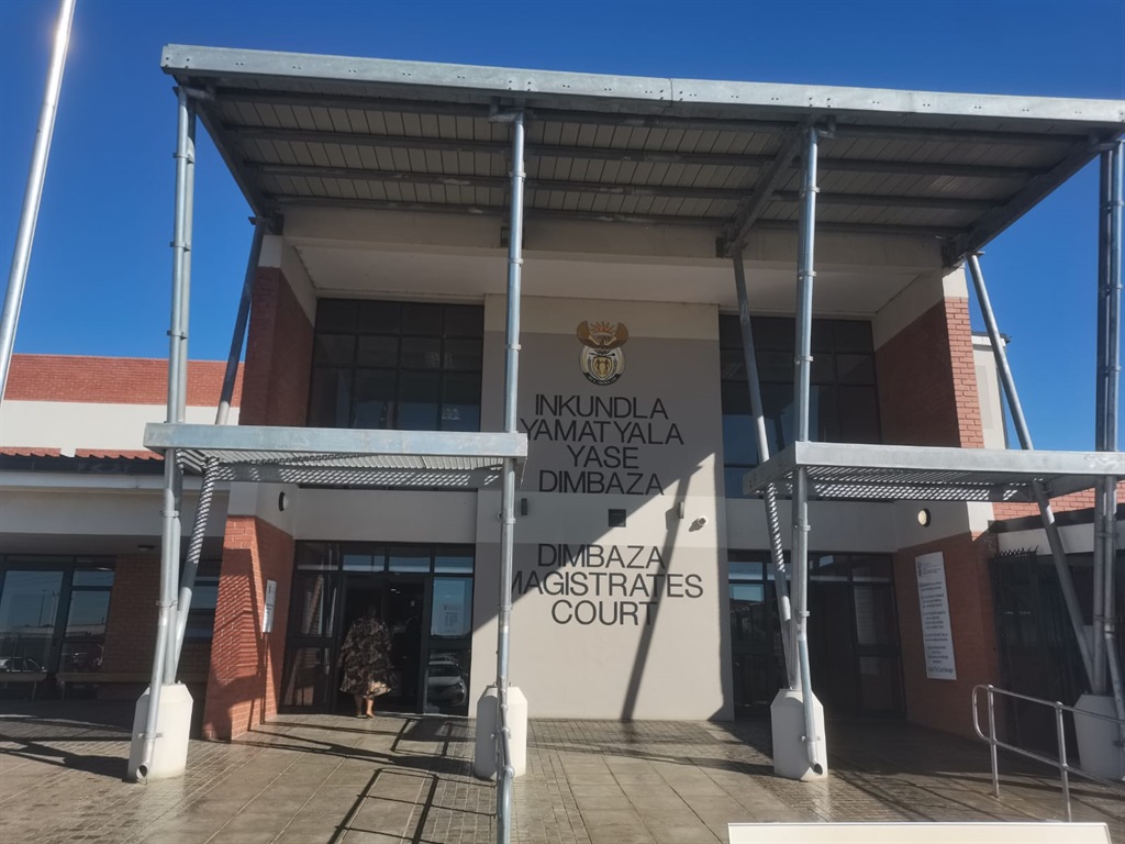 News24.com | Fort Hare murders: Lawyers club together to buy diesel for backup generator to keep court lights on
