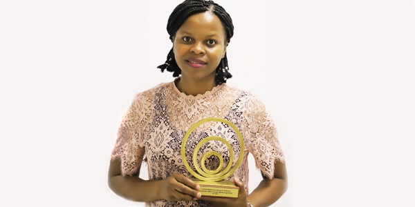 Theresa Mazarire; 1 of 20 exceptional women to receive the L’Oréal-UNESCO for Women in Science Program Award for her PhD studies on GIS applications in malaria vector control. Photo: Wits/Twitter