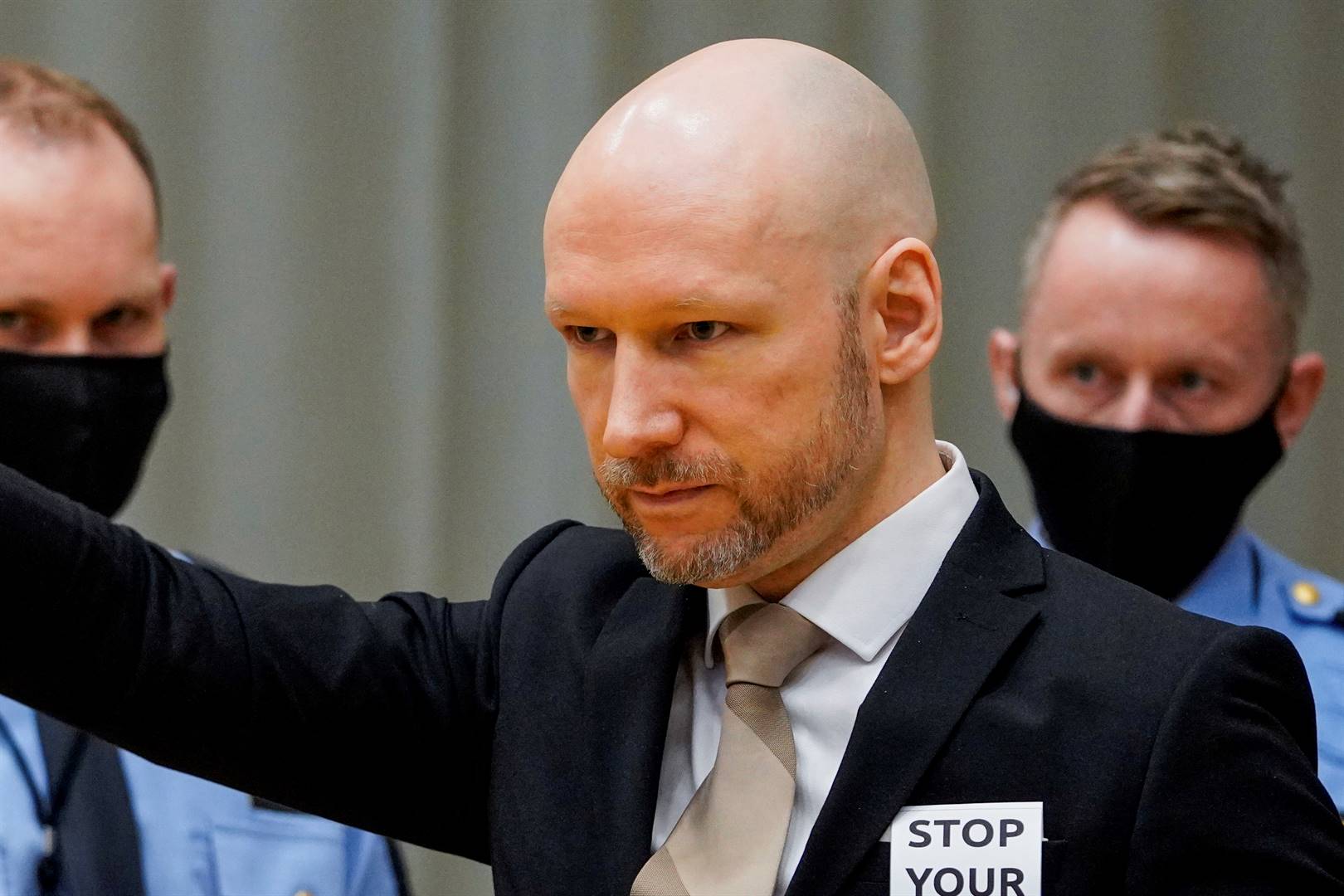 Die massamoordenaar Anders Behring Breivik Dinsdag in die hof in Skien, Noorweë.  Foto: Ole Berg-Rusten/NTB scanpix via AP