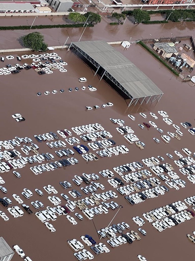 Floods at Toyota plant near Durban