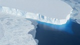 A key ice shelf on Antarctica's doomsday glacier will probably shatter within 5 years