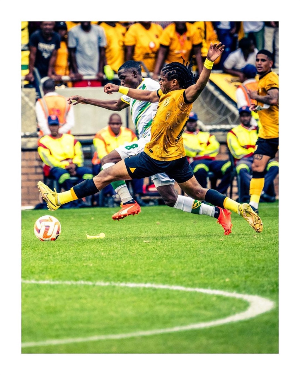 Kaizer Chiefs fans did not hold back in Kick Off c
