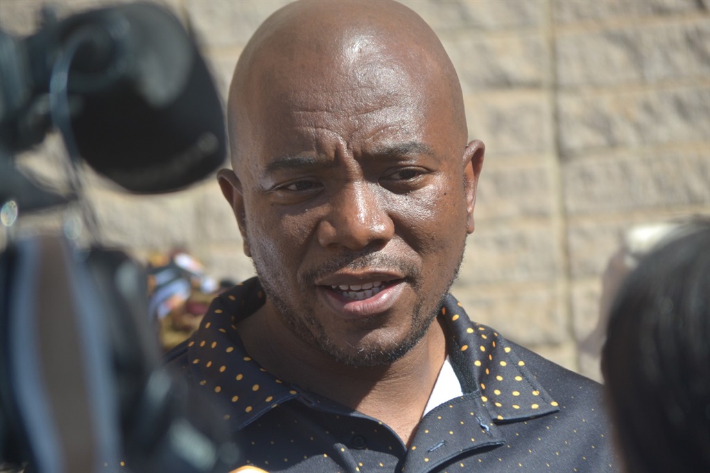Bosa leader Mmusi Maimane led a protest in Gqeberha, Eastern Cape, on Wednesday, 1 May. Photo by Luvuyo Mehlwana