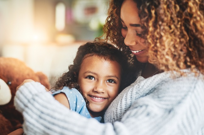 Experts believe you can build a closer bond with your child by using a less authoritarian approach to parenting. (PHOTO: Getty Images/ Gallo Images)