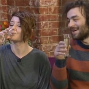 Couple drinks own urine on TV | Health24