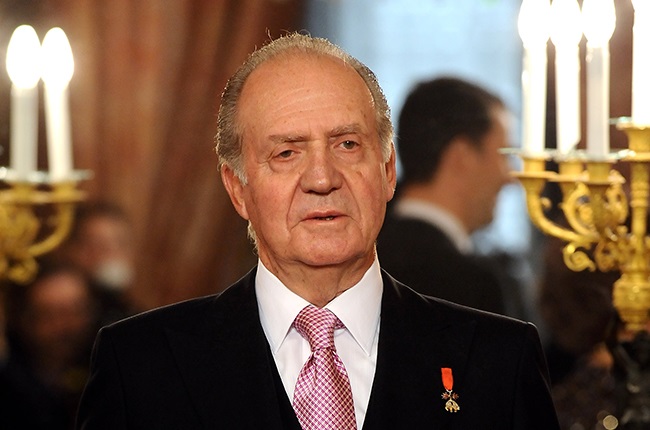 Dari pahlawan kerajaan demokrasi hingga pengasingan karena skandal: Warisan kerajaan mantan raja Juan Carlos yang hancur