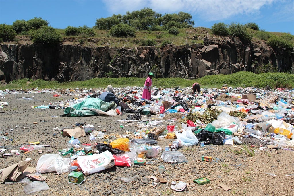 An Illegal landfill site in Frankfort which falls under the Mafube Local Municipality. Photo: Provided by AfriForum and the Mafube Business Forum