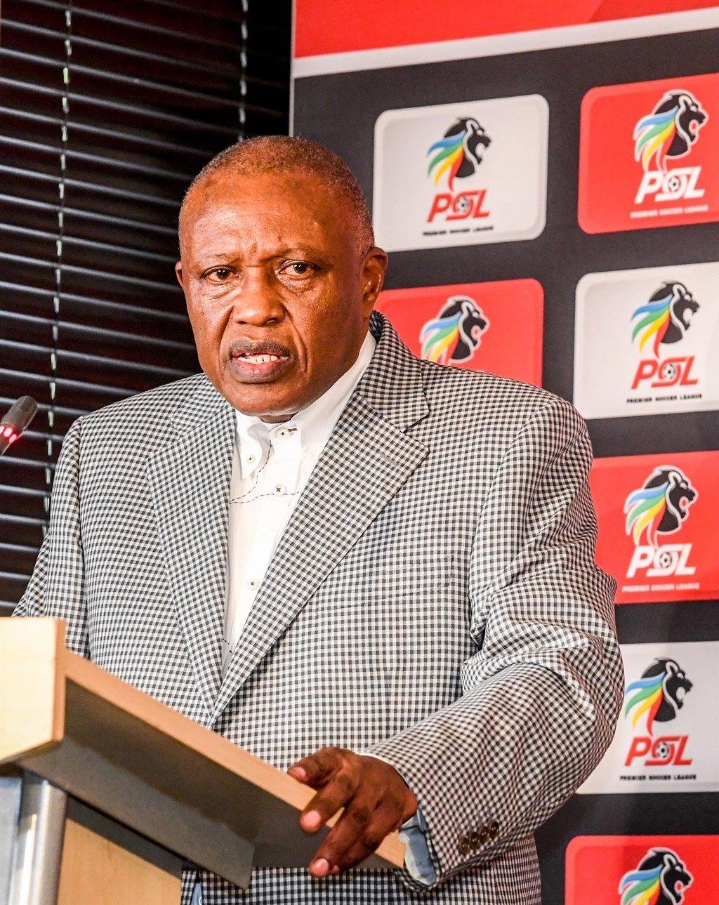 The PSL executive will convene a virtual meeting on Thursday to deliberate on a “health and safety match-day protocol document” that seeks to convince government to allow its programme, which has been on hold since mid-March, to resume. Picture: Sydney Seshibedi/Gallo Images)