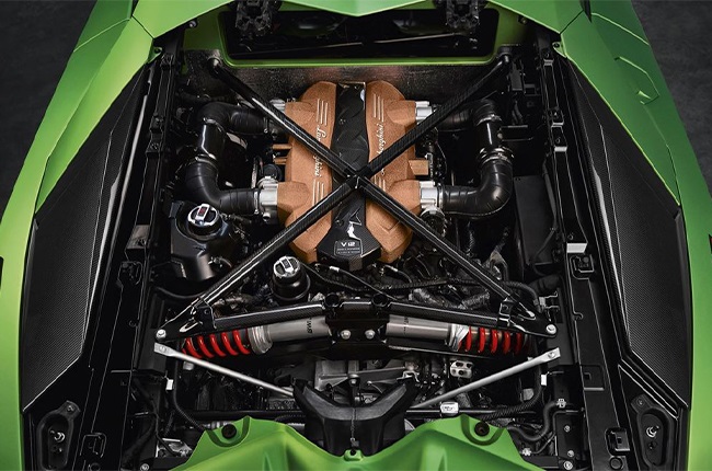 2022 Lamborghini Aventador LP 740-4 S V12 engine
