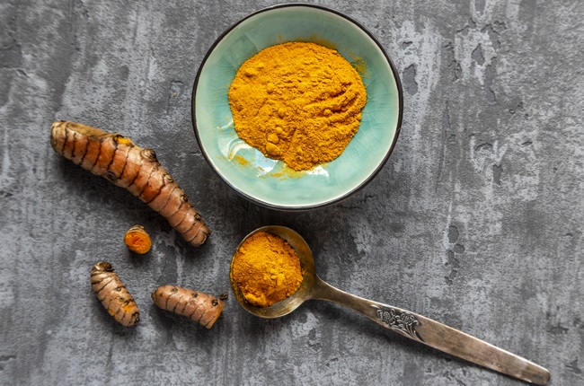 Here's how turmeric actually measures up to health claims