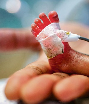 Thousands of babies could still be alive if hospital workers had followed simple guidelines. Picture: CONRAD BORNMAN/Foto24 