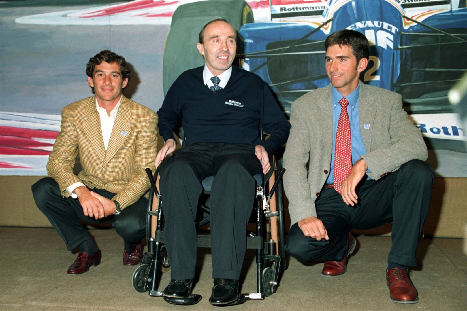 Frank Williams in die 1990’s saam met die renjaers Ayrton Senna (links) en Damon Hill by Estoril.  Foto: Getty Images