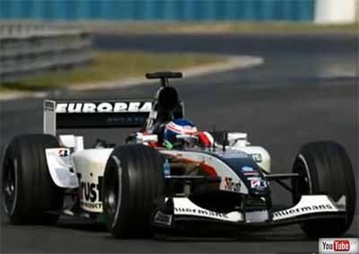 <b>F1 COMEBACK:</b> Former F1 team Minardi was much-loved during its 1985-2005 stint (above). Now former team boss GianCarlo Minardi has triggered rumours that BMW might return to the sport. <i>Image: YouTube</i>
