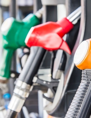 The combined petrol drop for May and June was over 30 cents. (Shutterstock)