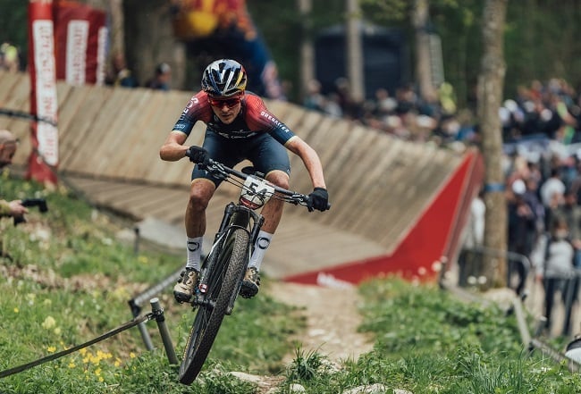 Tom Pidcock performs at UCI XCO World Cup in Albstadt, Germany. (Photo: Bartek Wolinski/Red Bull)
