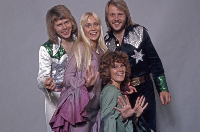 ABBA mengajukan gugatan pelanggaran terhadap band penghormatan ‘parasit’