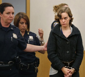 Lacey Spears escorted into the courtroom at the Westchester County Courthouse in White Plains, N.Y. 