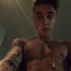 OMG! Is that Justin Bieber naked?!