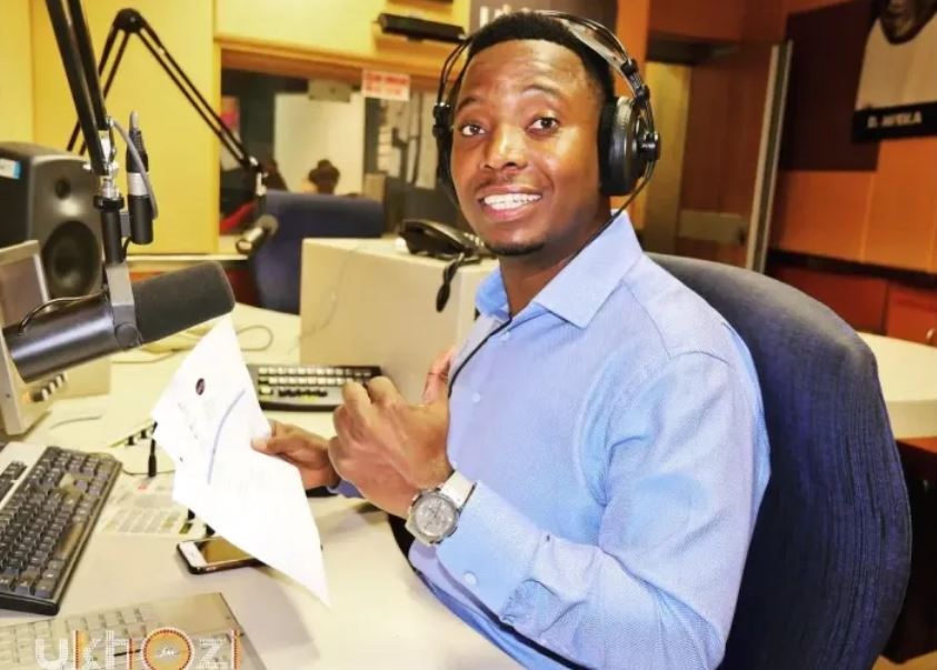 An assault case has been opened against award-winning Ukhozi FM radio presenter Khathide “Tshatha” Ngobe and two others.