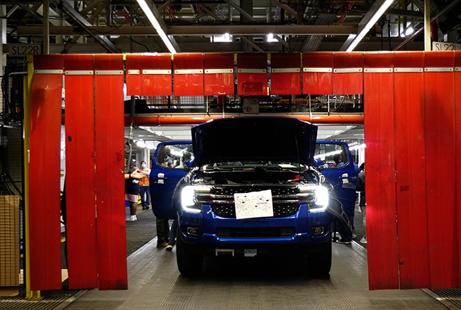 Ford's next-generation Ranger trial model in production