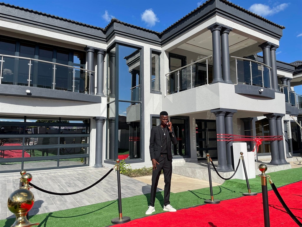 King Monada's house warming was on Saturday, 5 March. Photo from Facebook.