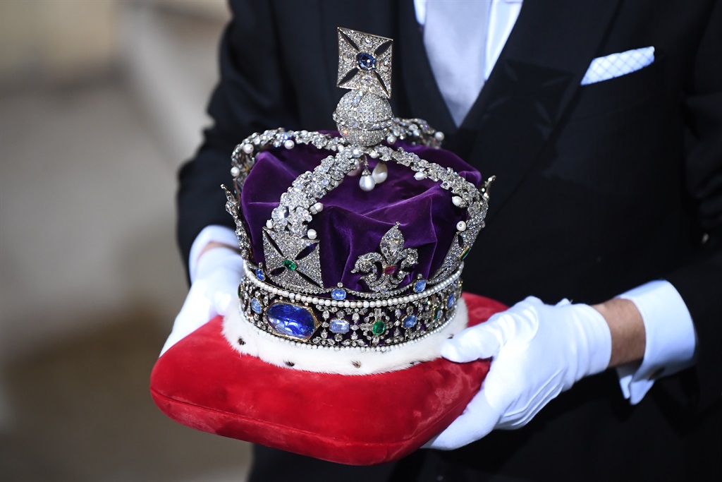 Garrard & Co - The Imperial State Crown