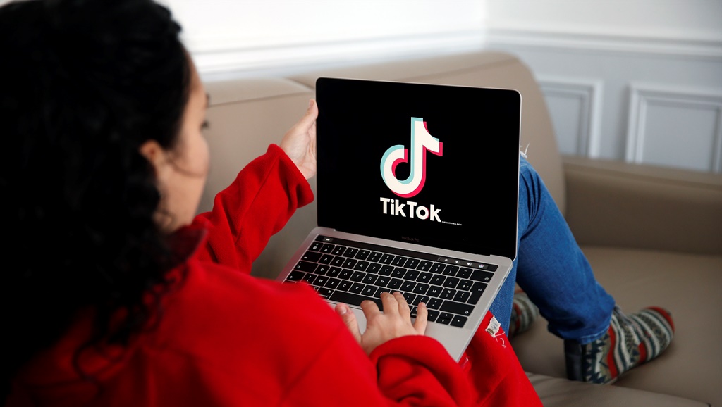 PARIS, FRANCE - NOVEMBER 20: In this photo illustration the logo of Chinese media app for creating and sharing short videos TikTok, also known as Douyin is displayed on the screen of an apple macbook pro computer on November 20, 2019 in Paris, France. The social media TikTok developed by Chinese company ByteDance continues its meteoric rise and exceeded the milestone of 1.5 billion downloads. Tik Tok now surpasses Facebook and Instagram. (Photo by Chesnot/Getty Images)