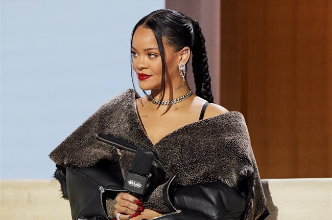 Rihanna Says She Workshopped 39 Different Setlists For Her Super Bowl  Halftime Show [Video]