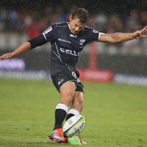 Pat Lambie shoots at goal against the Lions at Kings Park. (Gallo)