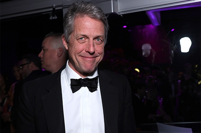 News24.com | Hugh Grant's awkward Oscars red carpet interview is going viral for all the wrong reasons