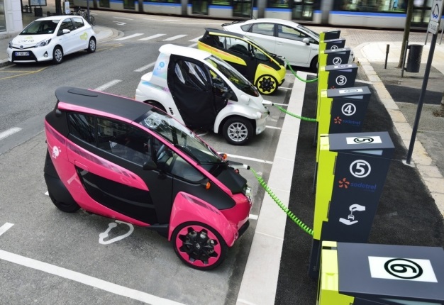 <b>TOYOTA’S EV TRIKE:</b> Toyota’s i-Road electric vehicle, already in use in France, will be tested in Tokyo, Japan as a potential car-sharing scheme. <i>Image: Toyota</i>