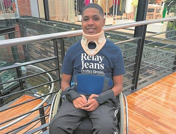 Anzil Williams (16) from Humansdorp suffered a severe neck injury while playing in a rugby tournament in September 2023, but has continued to remain positive throughout his recovery process.                                                
