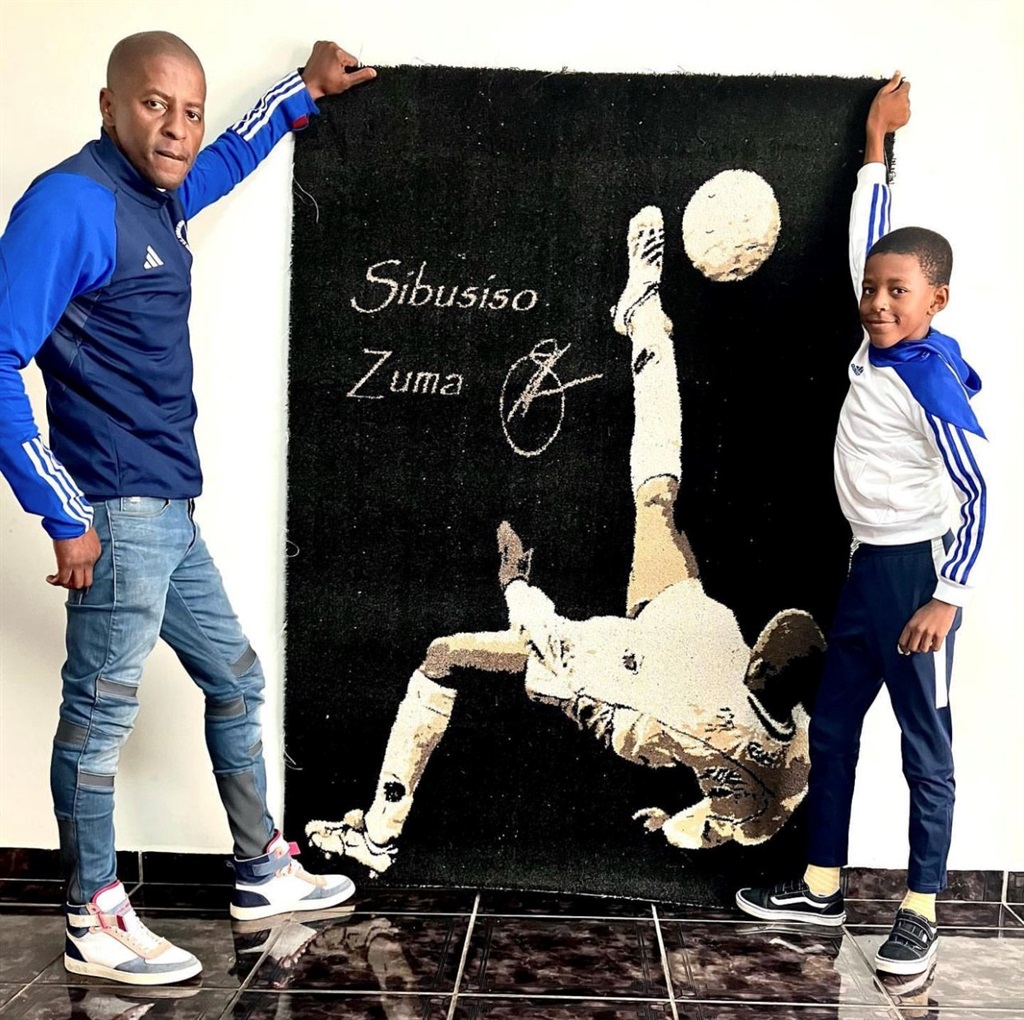 Zuma Receives Special Gift From Copenhagen | Soccer Laduma