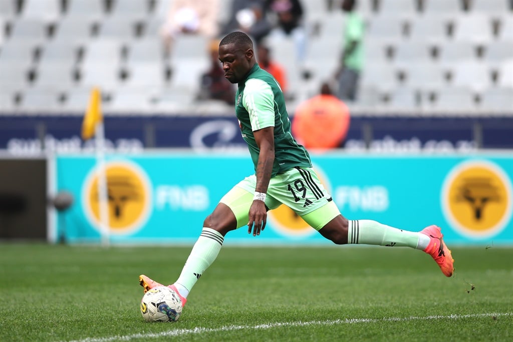 CAPE TOWN, SOUTH AFRICA - MAY 01: Tshegofatso Mabasa of Orlando Pirates warms up before the DStv Premiership match between Cape Town City FC and Orlando Pirates at DHL Cape Town Stadium on May 01, 2024 in Cape Town, South Africa. (Photo by Shaun Roy/Gallo Images)