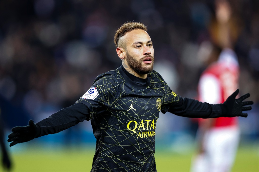 A Premier League juggernaut has reportedly opened talks to sign Paris Saint-Germain talisman Neymar.