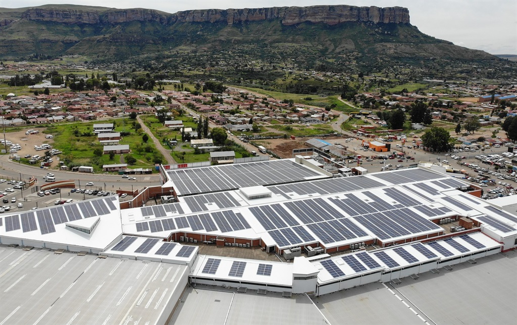Roofs of many Vukile's shopping centres, like this Maluti Crescent in Phuthaditjhaba, are covered in solar panels.
Photo: Supplied