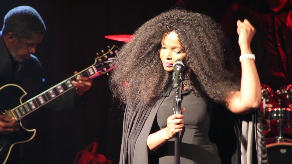 HALL OF FAME
 Simphiwe Dana played to a packed audience at the Bassline for her 10 year celebration

