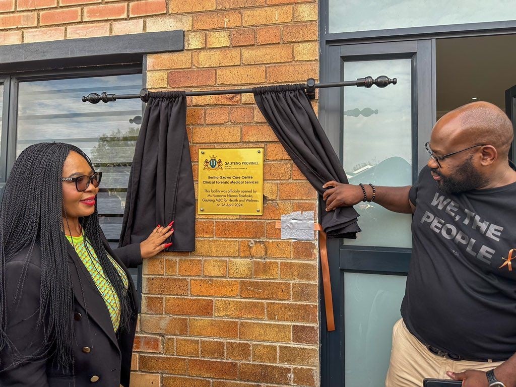 MEC for Health and Wellness Nomantu Nkomo Ralehoko accompanied by the acting head of department, Lesiba Malotana, officially opened the upgraded Bertha Gxowa Care Centre in Germiston, Ekurhuleni. 