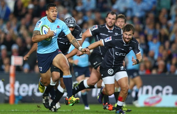 <em><strong>Waratahs fullback Israel Folau on the charge... (Getty Images)</strong></em><br />