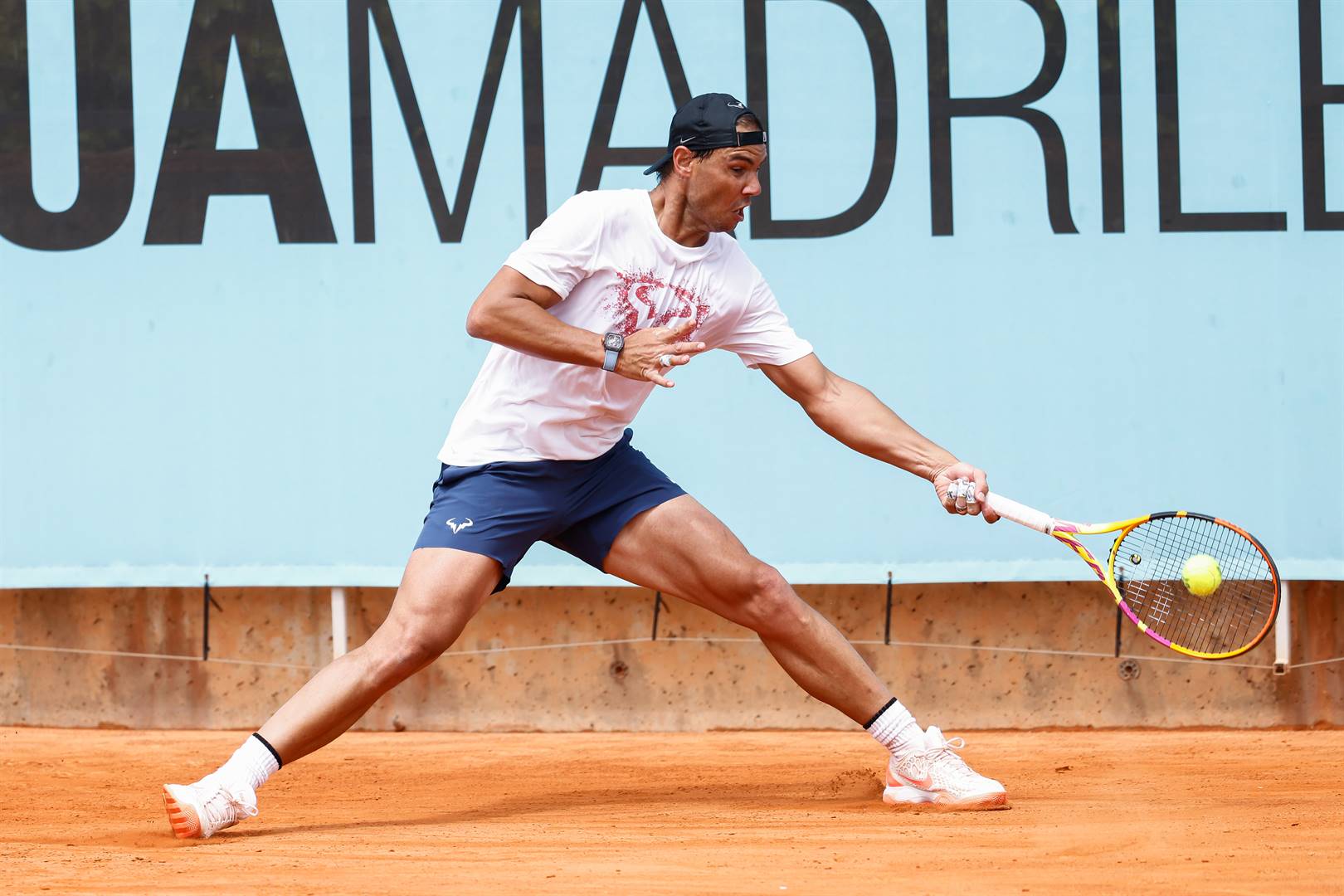 Rafael Nadal is opgewonde oor die moontlikheid om kragte saam te span met Carlos Alcaraz in die dubbelspel op vanjaar se Olimpiese Spele in Parys, Frankryk. Foto: Getty Images