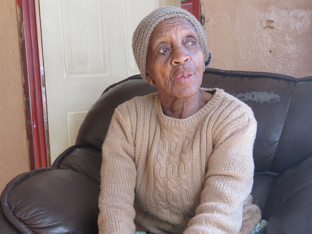 Gogo Peggy Koele said she was shocked to see metro cops with guns in her yard. Photo by Ntebatse Masipa