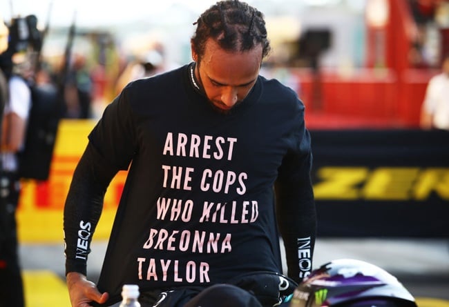 Lewis Hamilton wears a shirt in tribute to the late Breonna Taylor in parc ferme during the F1 Grand Prix of Tuscany at Mugello Circuit on September 13, 2020 in Scarperia, Italy. (Photo by Bryn Lennon/Getty Images)