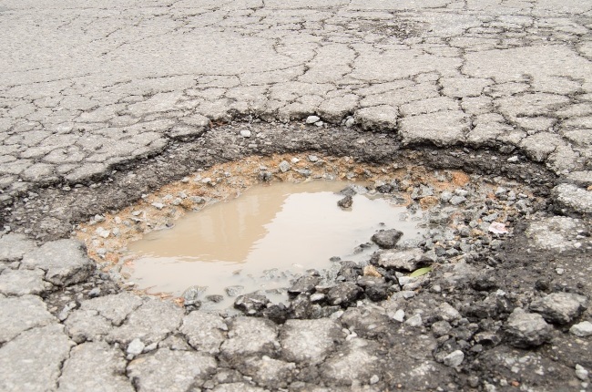 Motorists can claim for car damages caused by potholes. (PHOTO: Gallo Images/Getty Images) 