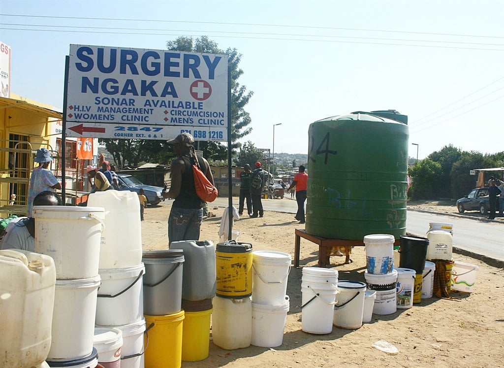Wabah kolera: Warga Tshwane diperingatkan untuk tidak membeli air minum yang belum teruji