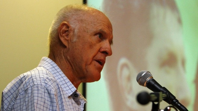 News24.com | 'We've lost a legend': Sharks honour Ian McIntosh with fitting celebration of life at Kings Park