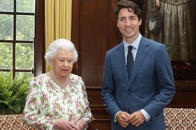 Queen Elizabeth Hosts In Person Meeting With Canadian Prime Minister Justin Trudeau Life 