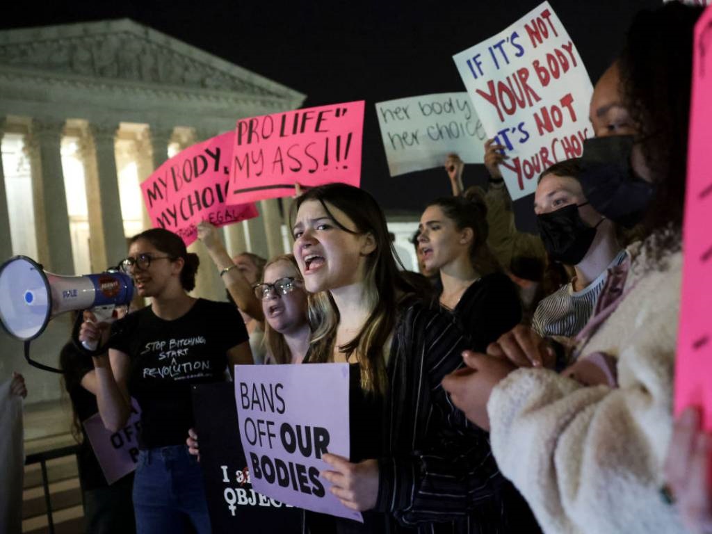 vote-to-protect-abortion-rights-us-senate-democrats-put-abortion-rights-bill-to-the-test-news24