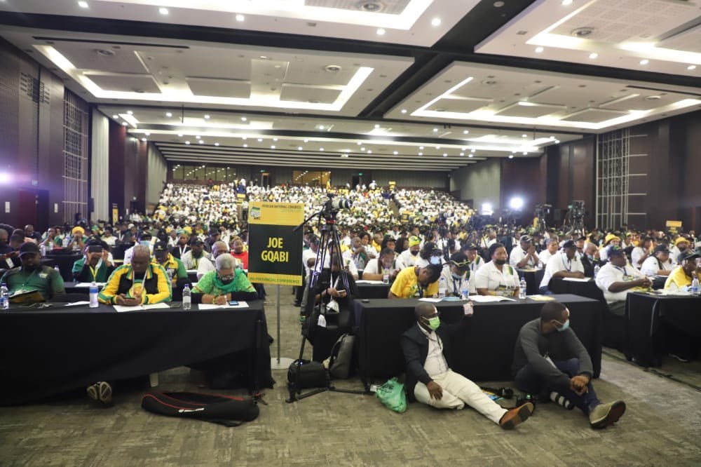 THE number of guests allowed inside the ANC Eastern Cape elective conference dogged the first day of the conference as the rival faction demanded that they be removed from plenary as they have taken up space for voting delegates.