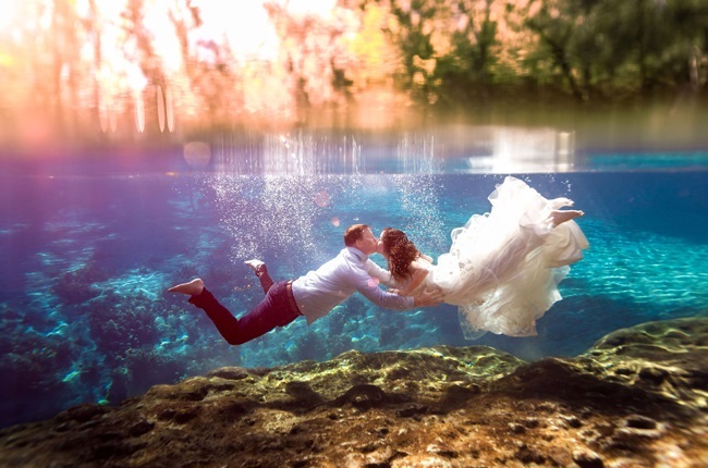These Stunning Underwater Wedding Photos Are One-Of-A-Kind
